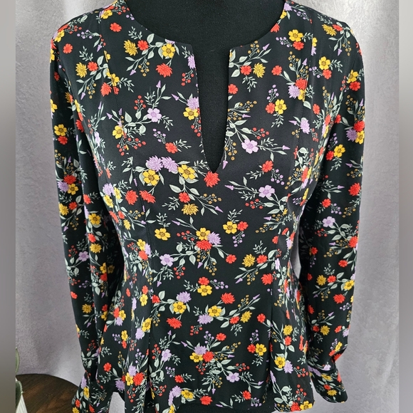 Astr The Label Black & Floral Bishop Sleeve Blouse, Size small - Picture 2 of 9
